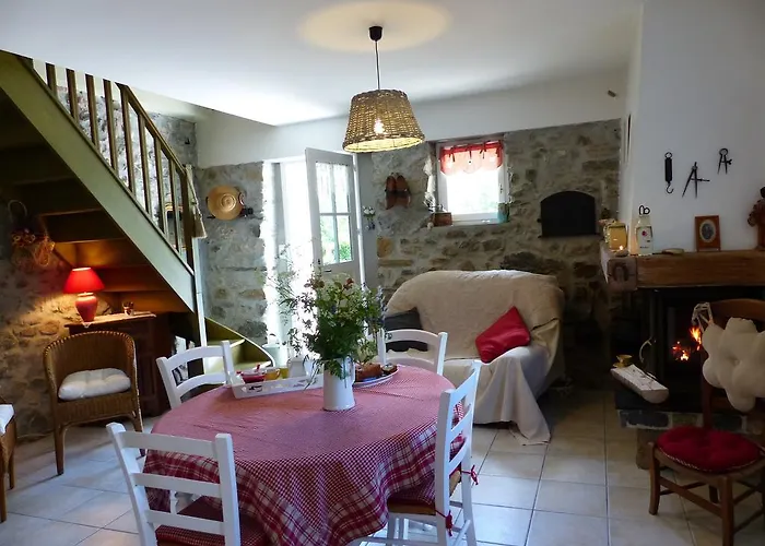 D'appy * Les Cabannes (Ariege)